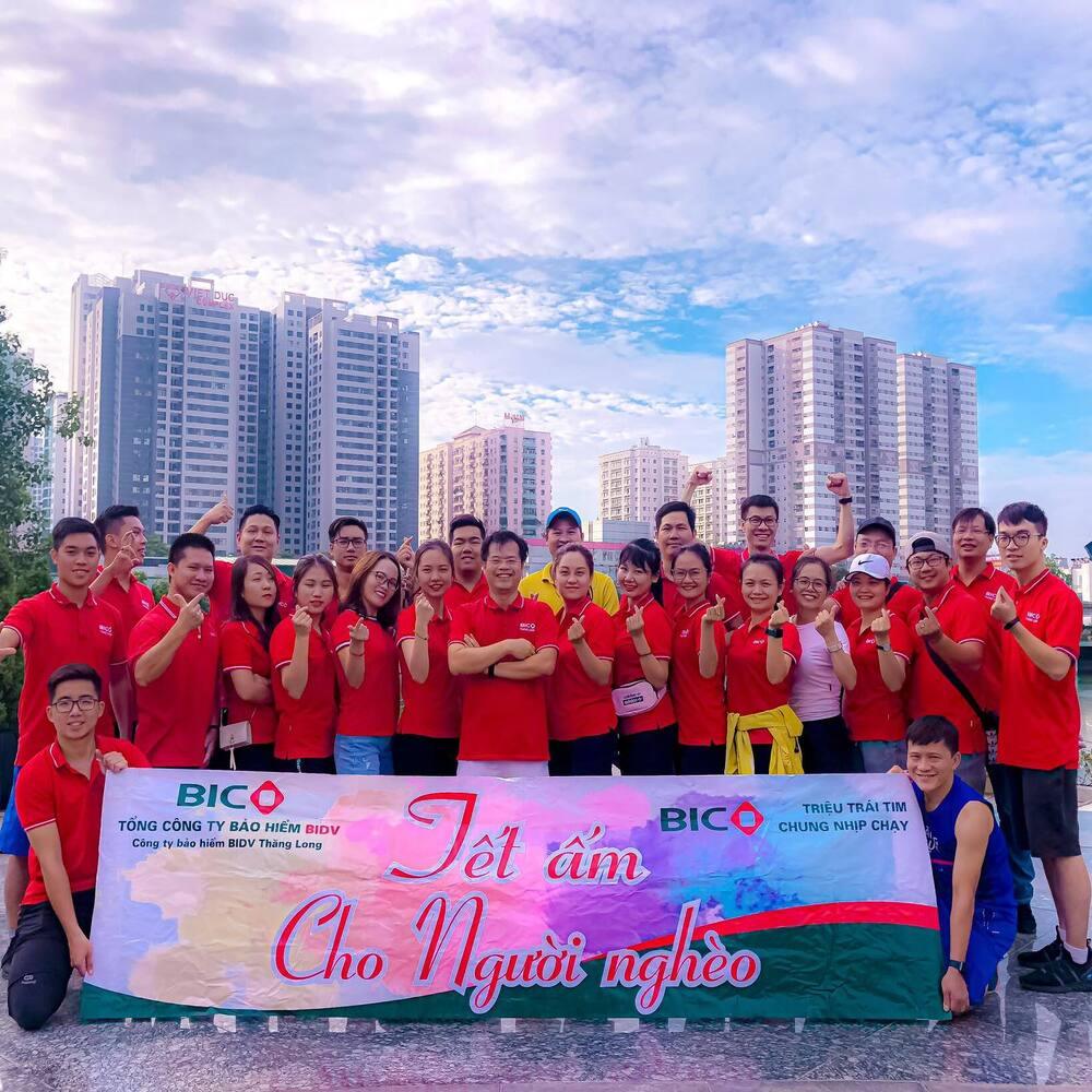 Áo Thun Đồng Phục Team Building BIC
