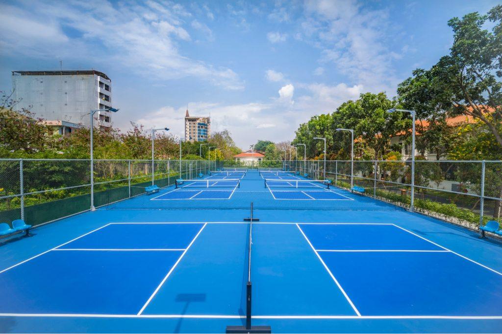 Kinh nghiệm chơi pickleball tại các khu nghỉ dưỡng xu hướng du lịch pickleball: kết hợp đam mê thể thao và khám phá điểm đến mới
