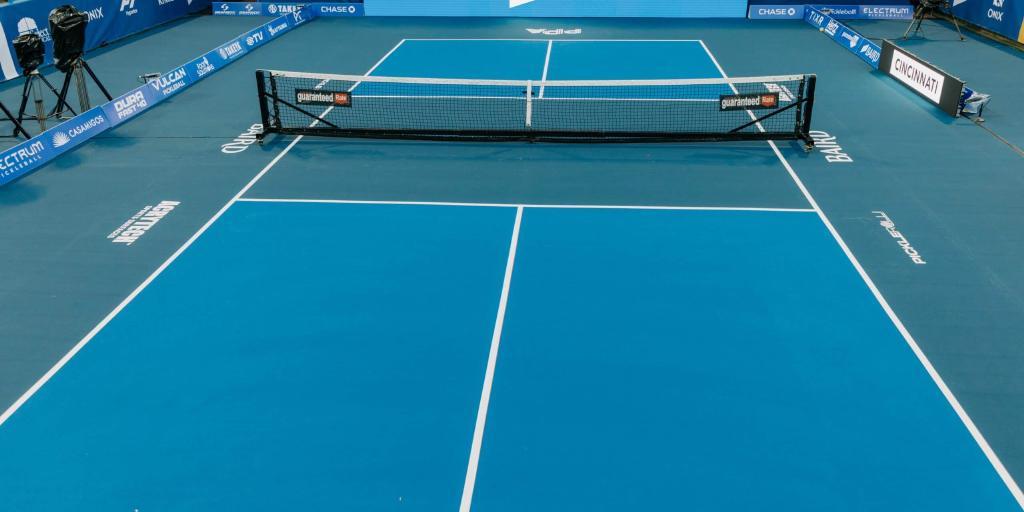 Chọn lựa trang thiết bị phù hợp cho du lịch pickleball xu hướng pickleball: kết đam mê thể thao và khám phá điểm đến mới