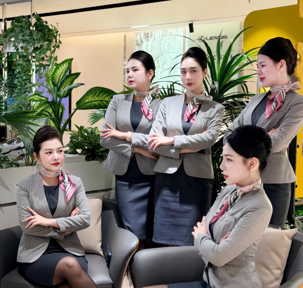 dong phuc lexus thang long 23