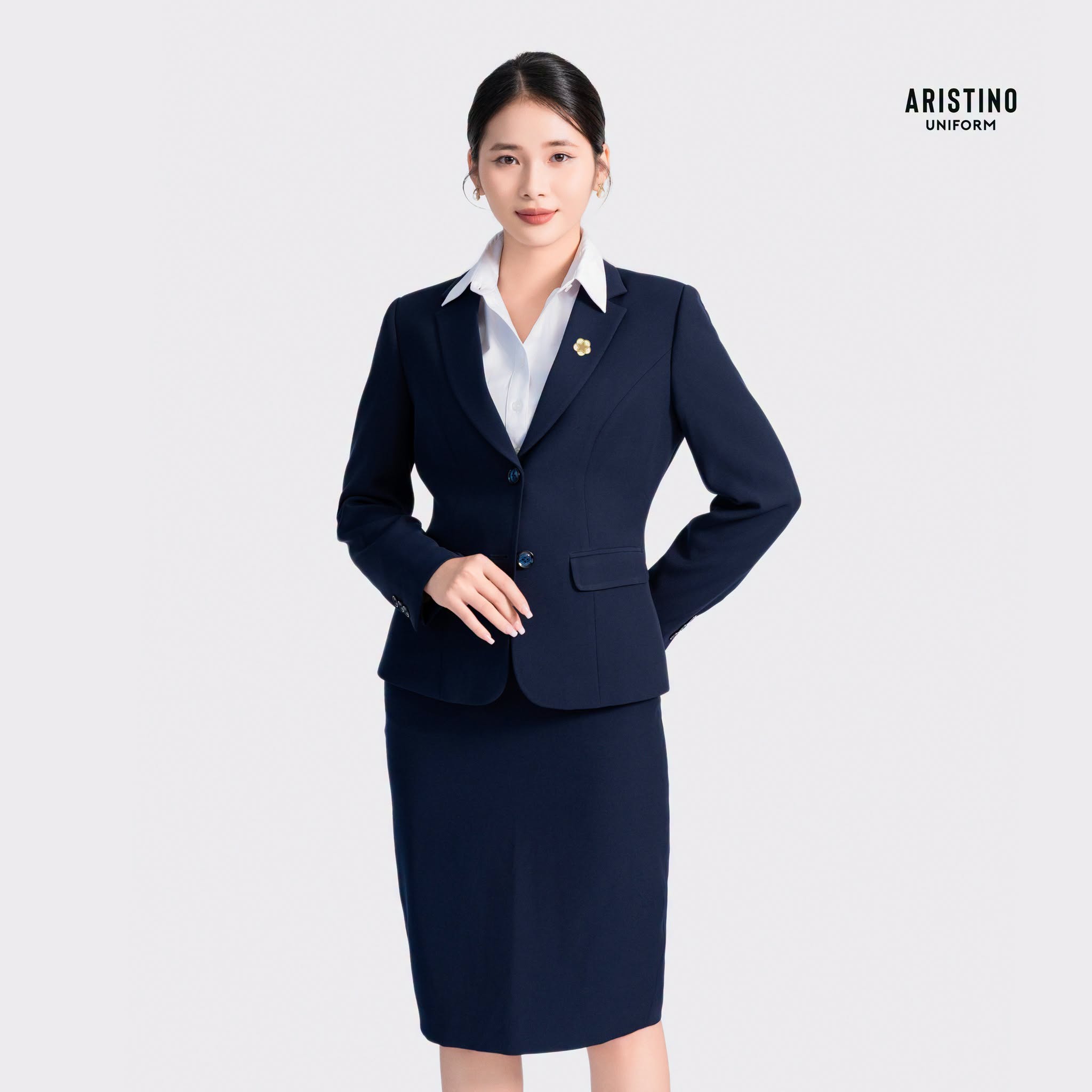 may vest nữ công sở